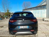 Usata Alfa Romeo Stelvio 190 CV (139 kW) 2019 Nero SUV