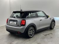 Usata Mini Cooper SE 135 kW (184 CV) 2023 Melting silver iii Utilitaria