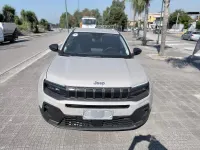 Usata Jeep Avenger Longitude 101 CV (74 kW) 2024 Beige SUV