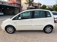Usata Fiat Idea Dynamic 95 CV (69 kW) 2011 Bianco Monovolume