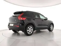 Usata Volvo XC40 Momentum 150 CV (110 kW) 2020 Nero SUV