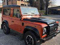 Usata Land Rover Defender S 122 CV (89 kW) 2015 Arancione SUV
