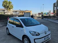 Usata VW up! Move 68 CV (50 kW) 2015 Bianco Utilitaria