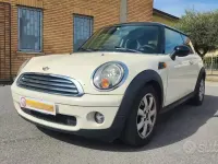 Usata Mini Cooper 116 CV (85 kW) 2006 Bianco Utilitaria