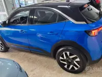 Usata Opel Mokka-e Elegance 56 kW (77 CV) 2023 Bluazzurro SUV