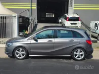 Usata Mercedes B160 90 CV (66 kW) 2014 Grigio Utilitaria