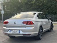 Usata VW Passat 155 CV (114 kW) 2017 Grigio Berlina