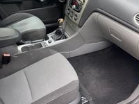 Usata Ford Focus Style 90 CV (66 kW) 2010 Grigio Station wagon