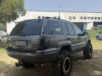 Usata Jeep Grand Cherokee Overland 258 CV (189 kW) 2003 Grigio SUV