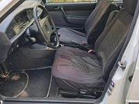 Usata Mercedes 190 122 CV (89 kW) 1987 Bianco Berlina