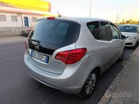 Usata Opel Meriva 95 CV (69 kW) 2011 Grigio Monovolume