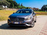 Usata Mercedes A180 122 CV (89 kW) 2014 Grigio Berlina