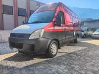 usata Iveco Daily camperizzato trasporto moto