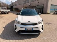 Usata Kia Stonic 120 CV (88 kW) 2019 Bianco SUV