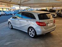 Usata Mercedes B180 Premium 110 CV (80 kW) 2012 Argento Monovolume