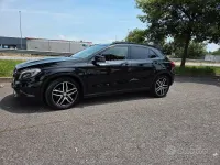 Usata Mercedes GLA220 170 CV (125 kW) 2015 Nero SUV