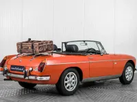 Usata MG B 97 CV (71 kW) 1972 Arancione Cabrio