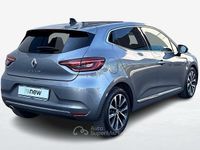 Usado Renault Clio V Techno 101 HP (74 kW) 2023 Cinzento Sedan