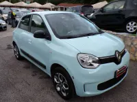 Usata Renault Twingo 30 kW (42 CV) 2023 Blu/azzurro Utilitaria