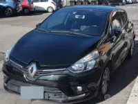 Usado Renault Clio IV 90 CV (66 kW) 2018 Negro Utilitario