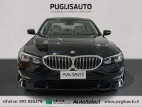 Usata BMW 318 Luxury Line 150 CV (110 kW) 2021 Blu Berlina