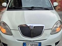 Usata Lancia Ypsilon 78 CV (57 kW) 2010 Bianco Utilitaria
