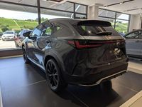 Nuova Lexus NX350h Sport Line 190 CV (139 kW) 2026 Dark grey met SUV