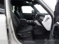 Nuova Land Rover Defender S 200 CV (147 kW) 2026 Grigio SUV