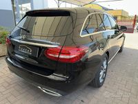 Usata Mercedes C220 Premium 163 CV (119 kW) 2018 Nero Station wagon