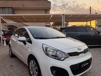 Usata Kia Rio 2014 Bianco Berlina