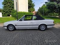 Usata BMW 318 Cabriolet 113 CV (83 kW) 1992 Bianco Cabrio