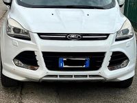 Usata Ford Kuga 180 CV (132 kW) 2015 Bianco SUV