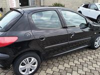 Usata Peugeot 206 75 CV (55 kW) 2001 Nero Berlina
