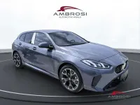 Nuova BMW 118 M Sport 150 CV (110 kW) 2026 Skyscraper grey metallic Utilitaria