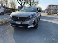 Usata Peugeot 5008 S 131 CV (96 kW) 2023 Grigio SUV