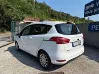 Usata Ford B-MAX 101 CV (74 kW) 2016 Bianco Monovolume
