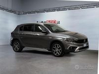Usata Fiat Tipo Cross 101 CV (74 kW) 2021 Grigio scuro Berlina