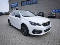 Usata Peugeot 308 GT-line 131 CV (96 kW) 2018 Berlina