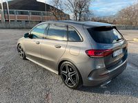 Usata Mercedes B180 Executive 116 CV (85 kW) 2019 Grigio Monovolume