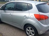 Usata Kia Venga 77 CV (56 kW) 2011 Grigio Utilitaria