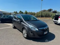 Usata Opel Corsa 86 CV (63 kW) 2013 Grigio Utilitaria