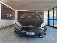 Usata Ford Fiesta Titanium 75 CV (55 kW) 2013 Nero Utilitaria
