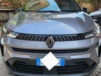 Usata Renault Captur 101 CV (74 kW) 2025 Grigio SUV