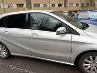 Usata Mercedes B180 109 CV (80 kW) 2016 Monovolume