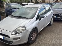 Usata Fiat Punto Lounge 85 CV (62 kW) 2015 Grigio Utilitaria