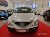 Usata SsangYong Actyon 141 CV (103 kW) 2007 Argento SUV