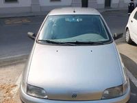 Usata Fiat Punto 73 CV (53 kW) 1995 Argento Berlina