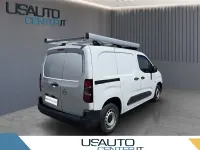 Usata Opel Combo Essentia 100 CV (73 kW) 2022 Monovolume