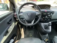Usata Lancia Ypsilon Gold 69 CV (50 kW) 2017 Utilitaria