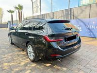 Usata BMW 316 Sport Line 116 CV (85 kW) 2022 Nero Station wagon